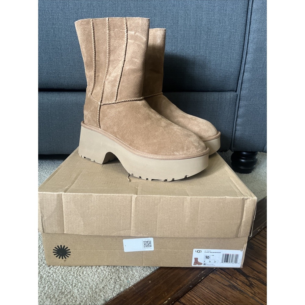 NIB Size 10 UGG Classic Twin Seam New Heights Chestnut Platform Boots 1158313